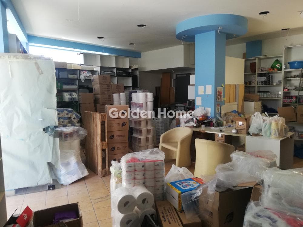 Retail Store in Antheon, Agios Dimitrios — Photo 3 of 14
