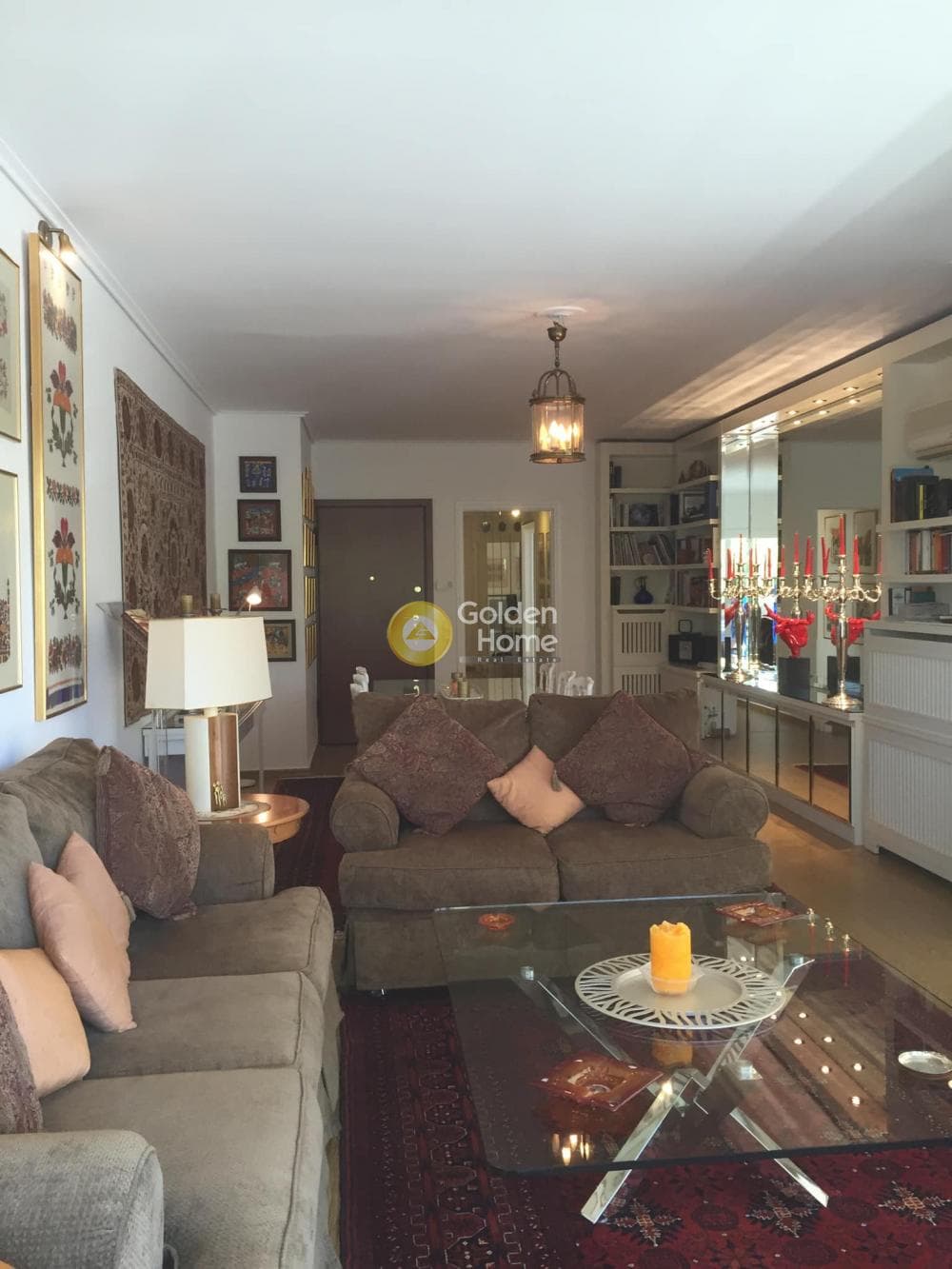 Apartment in Center, Vouliagmeni — Photo 2 of 10