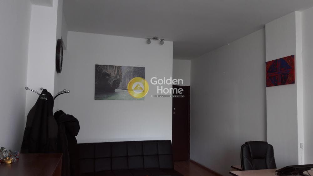 Apartment in Plateia Vathis, Kentro — Photo 1 of 9