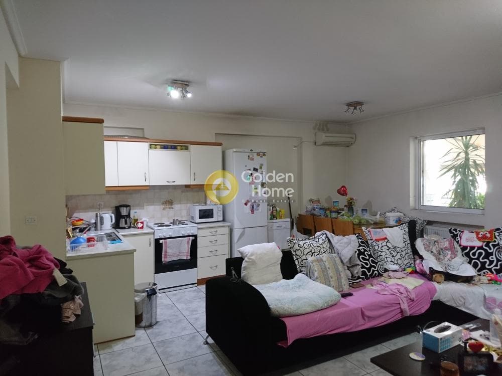 Apartment in Agios Ioannis, Neos Kosmos — Photo 1 of 18