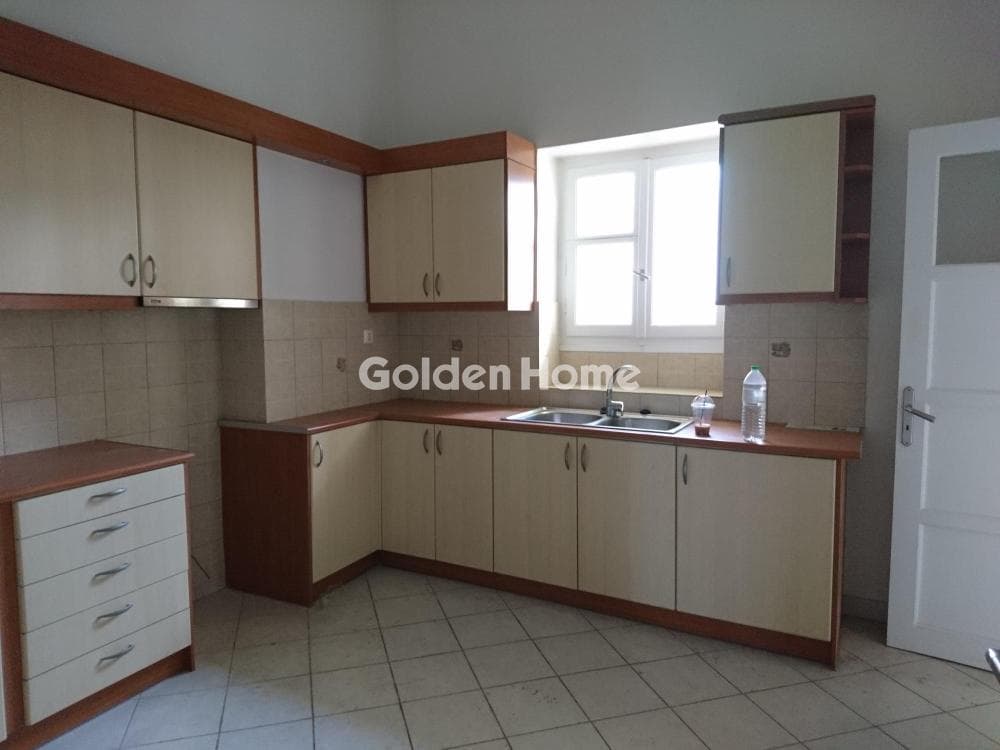 Apartment in Center, Elliniko — Photo 11 of 18
