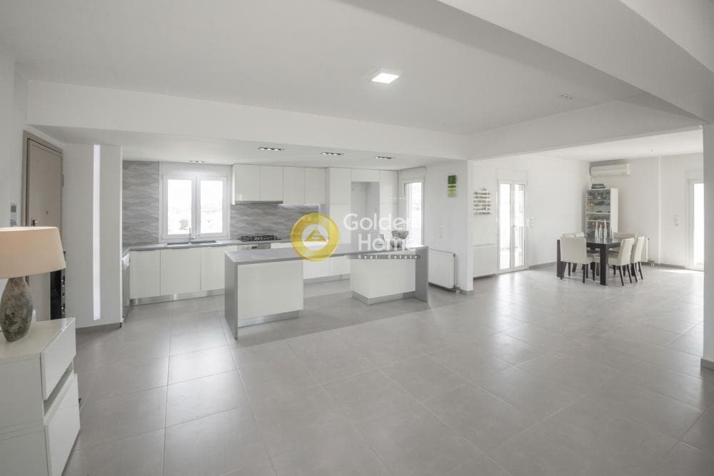 Apartment in Kefleika, Kalivia Thorikou — Photo 1 of 40
