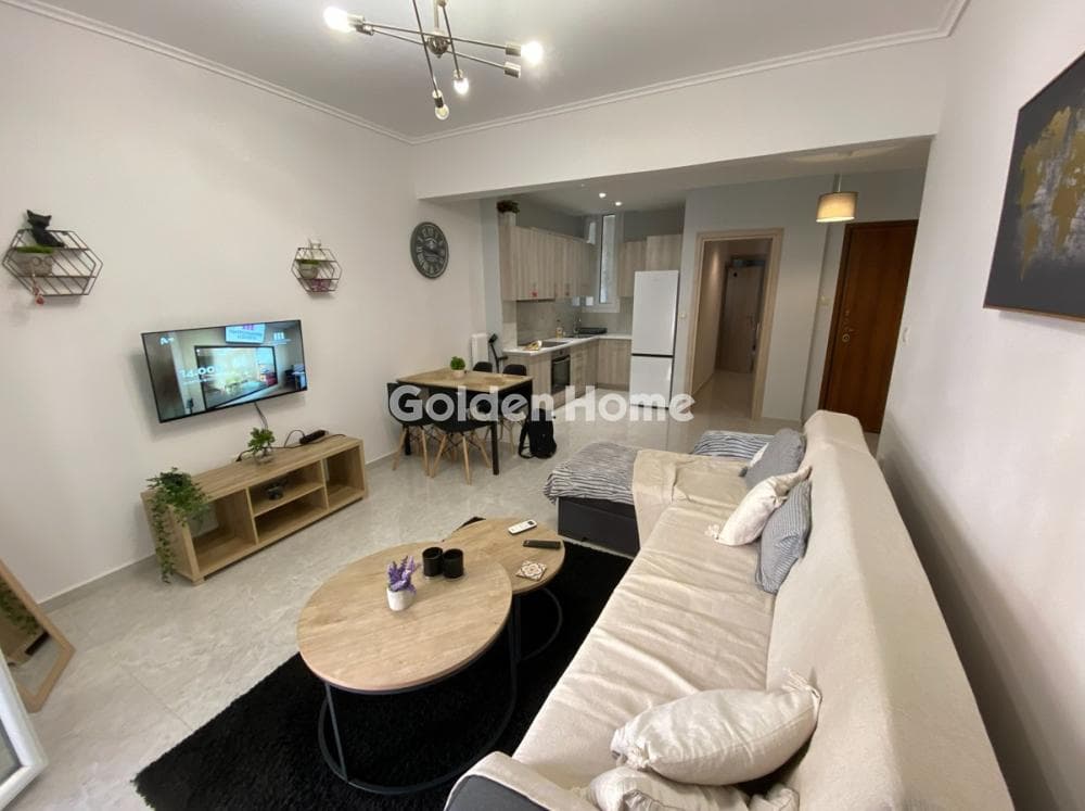 Apartment in akadimia Platonos, Kolonos - Kolokinthous — Photo 1 of 14