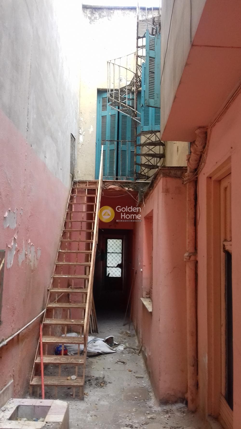 House in Votanikos, Kentro — Photo 1 of 44
