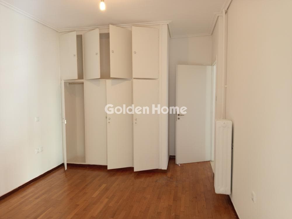 Apartment in Exarcheia, Exarchia - Neapoli — Photo 6 of 11
