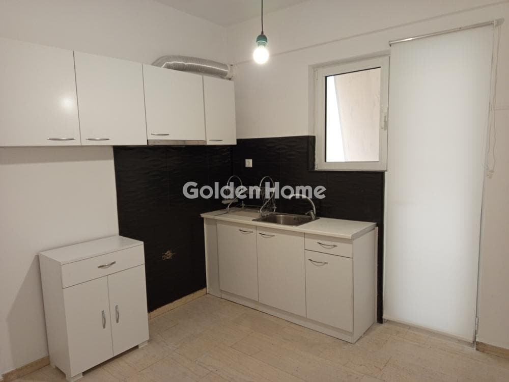 Apartment in Exarcheia, Exarchia - Neapoli — Photo 8 of 11
