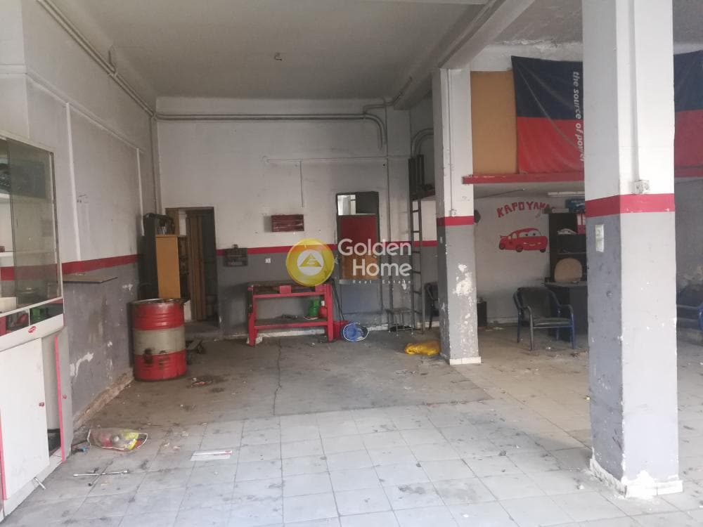 Retail Store in Maniatika, Piraeus — Photo 1 of 2