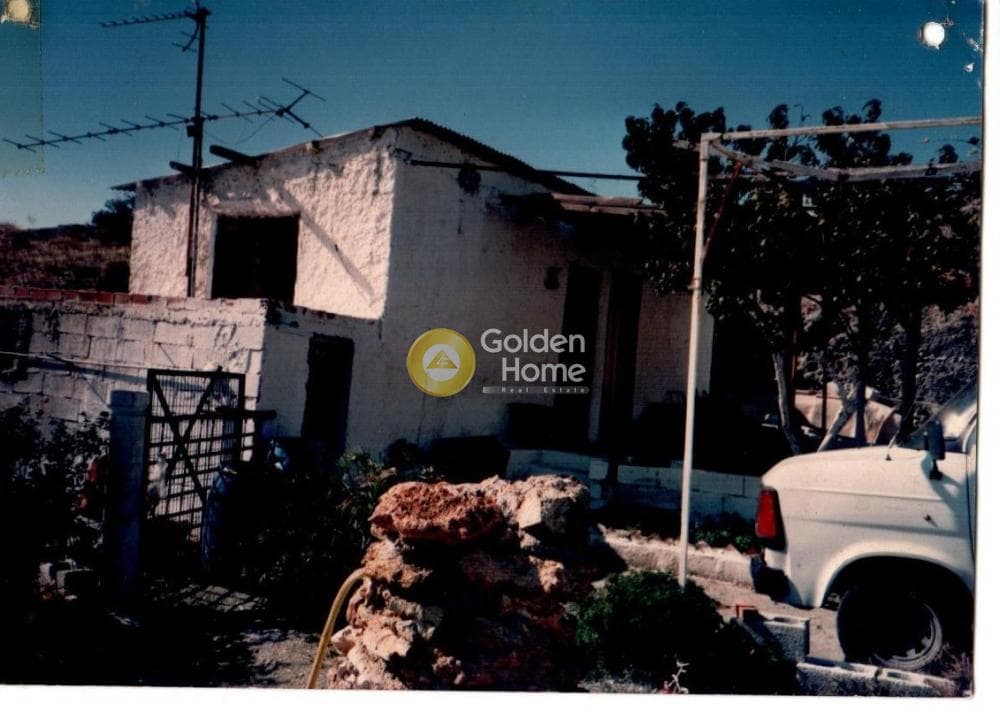 House in Mitropisi, Keratea — Photo 1 of 3