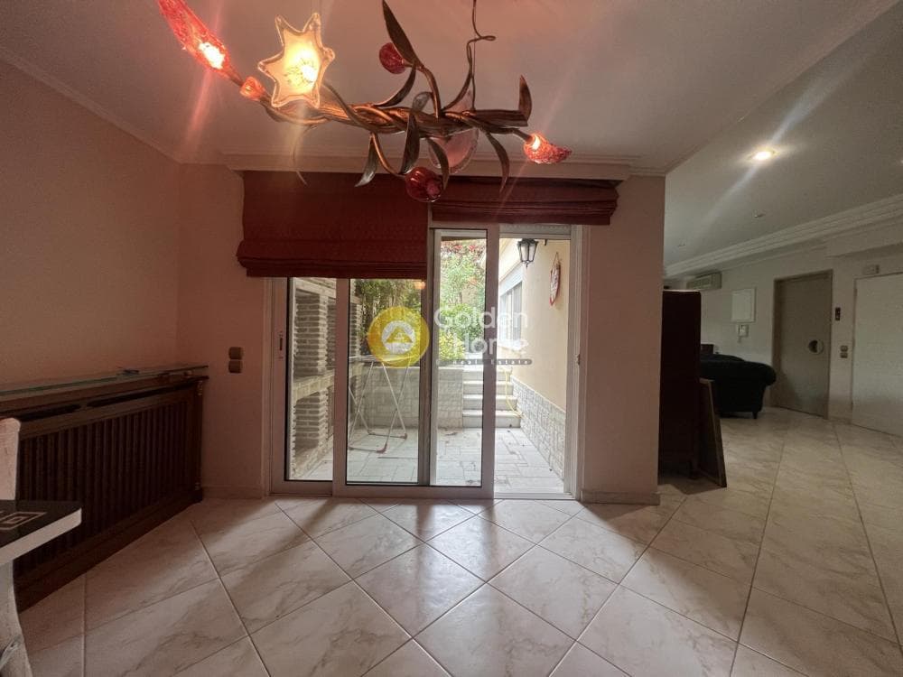 House in Dikigorika, Voula — Photo 25 of 42