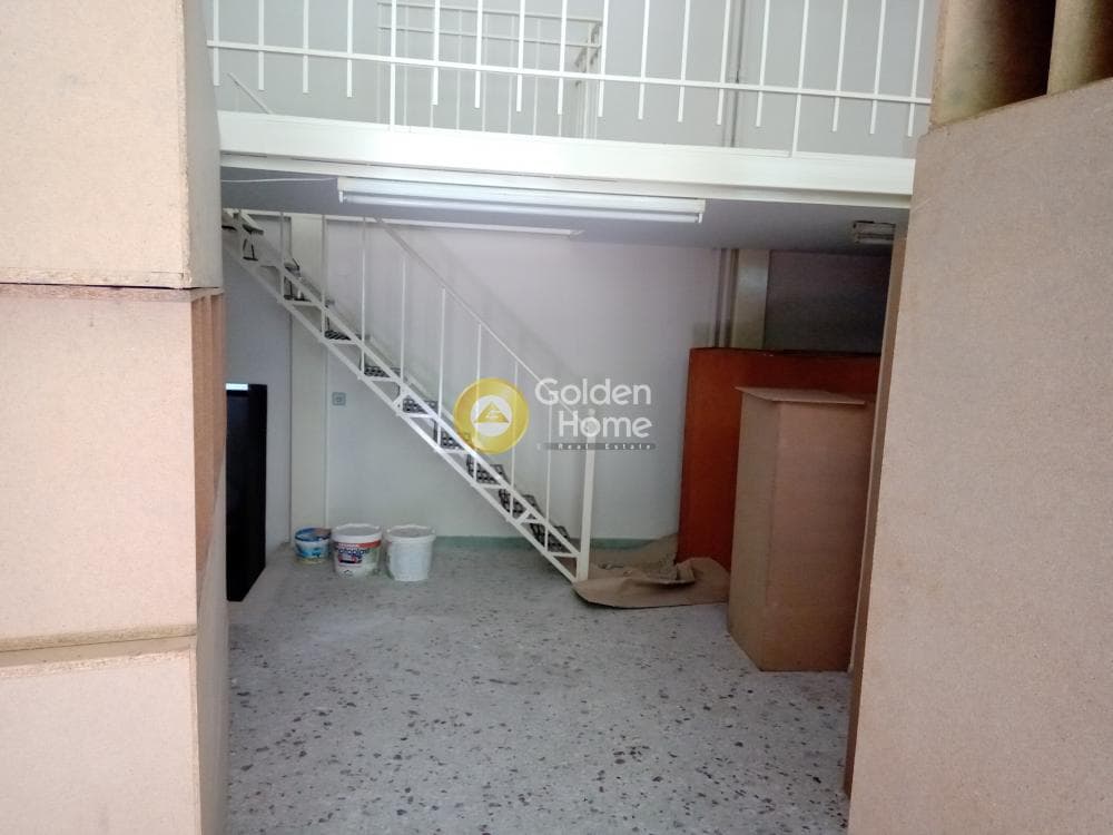 Retail Store in Stathmos, Attiki — Photo 1 of 14