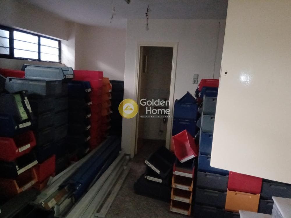 Retail Store in Ravenia, Attiki — Photo 2 of 7