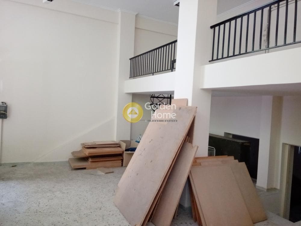 Retail Store in Ravenia, Attiki — Photo 7 of 7