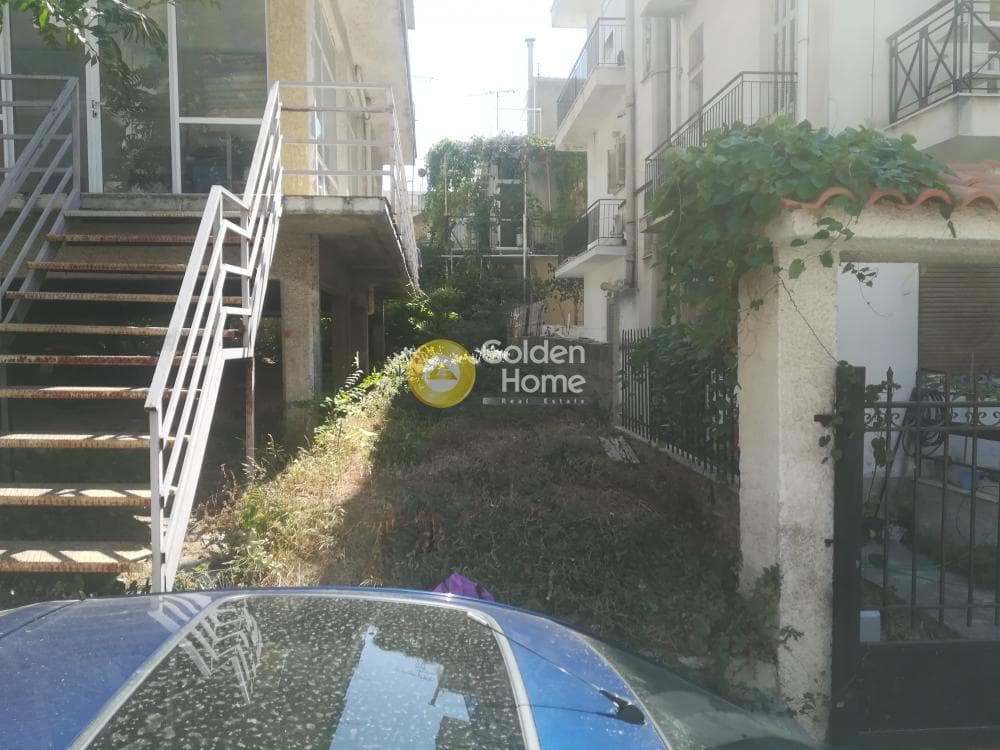 Building Plot in Center, Ilion — Photo 3 of 3