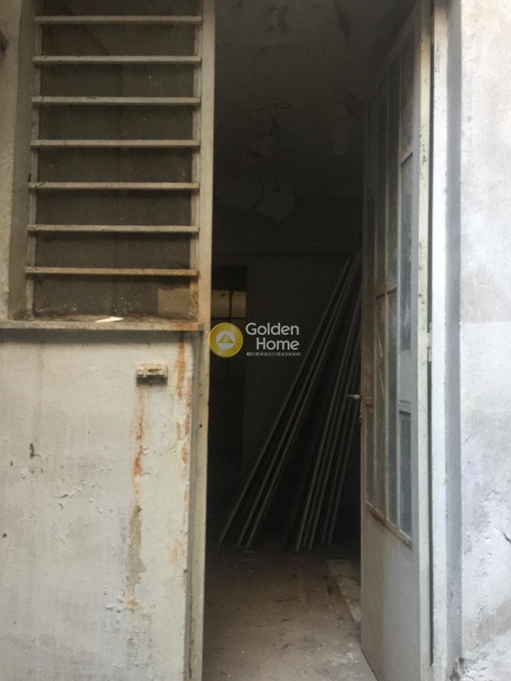 Retail Store in Politechnioupoli, Zografou — Photo 12 of 22
