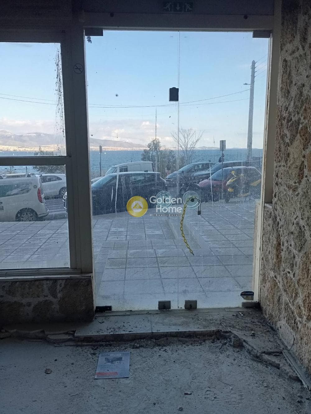Retail Store in Agios Vasileios, Piraeus — Photo 10 of 20