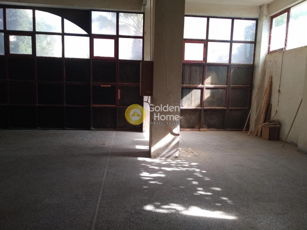 Retail Store in Monastirio, Agios Dimitrios — Photo 1 of 9