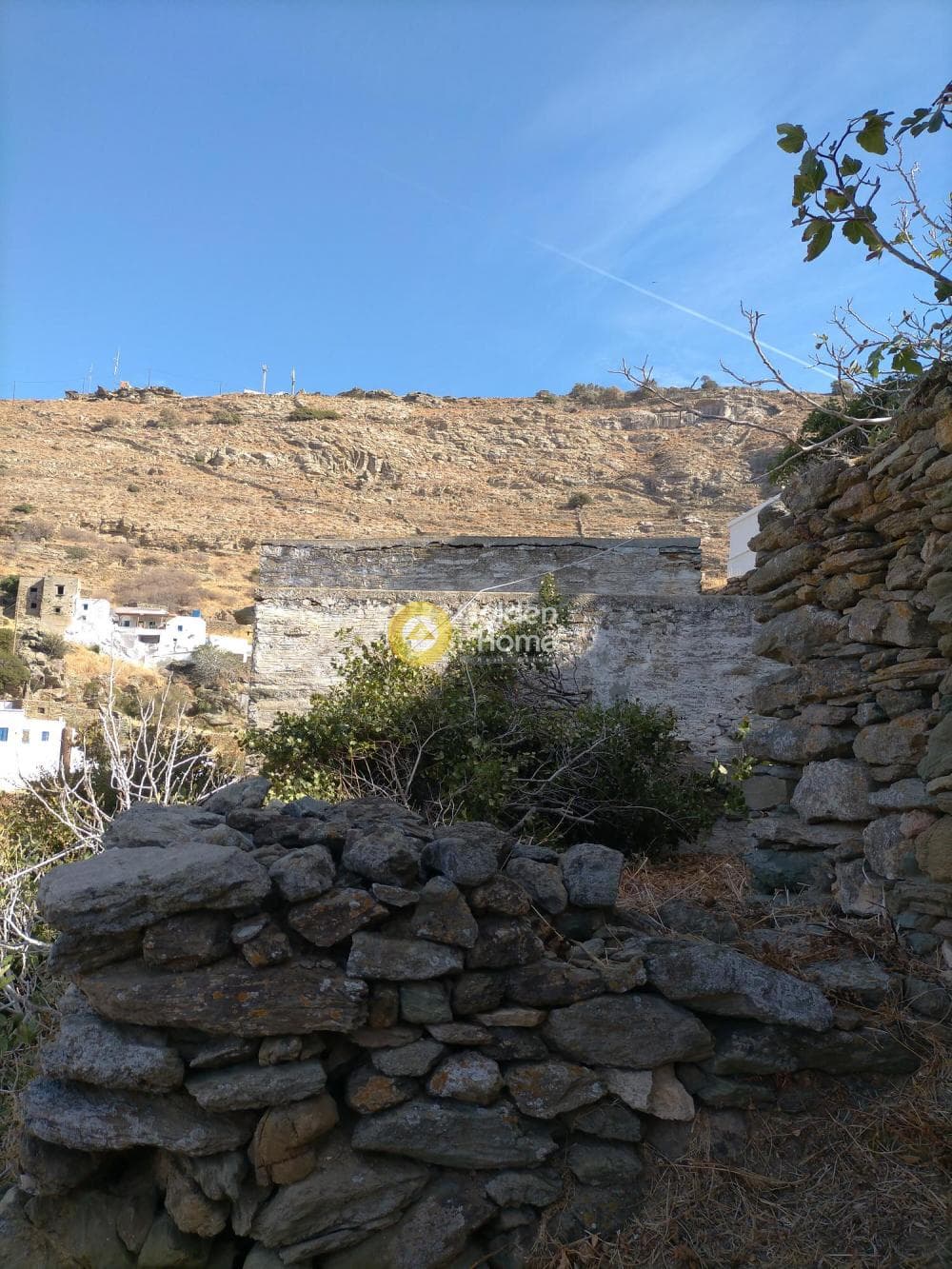 House in Ormos Korthiou, Andros — Photo 3 of 11