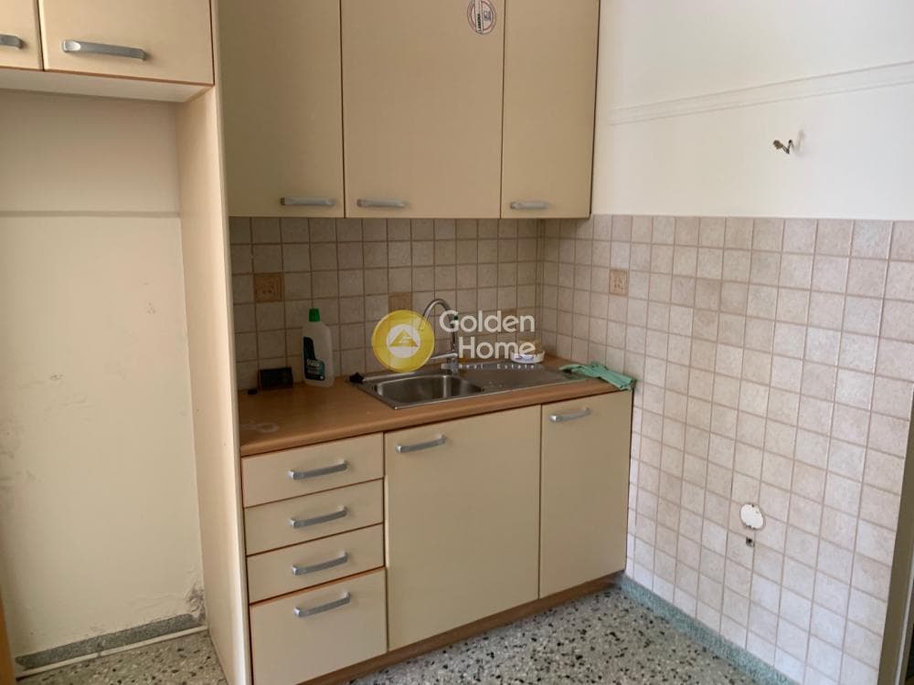 Apartment in Pefka Verdi, Petroupoli — Photo 2 of 6
