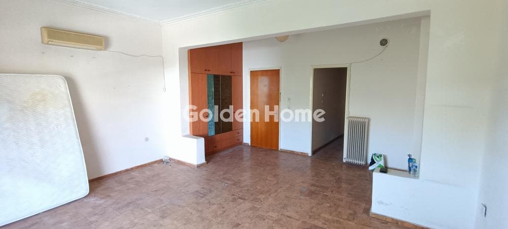 Apartment in Eleftheroupoli, Nea Ionia — Photo 2 of 16
