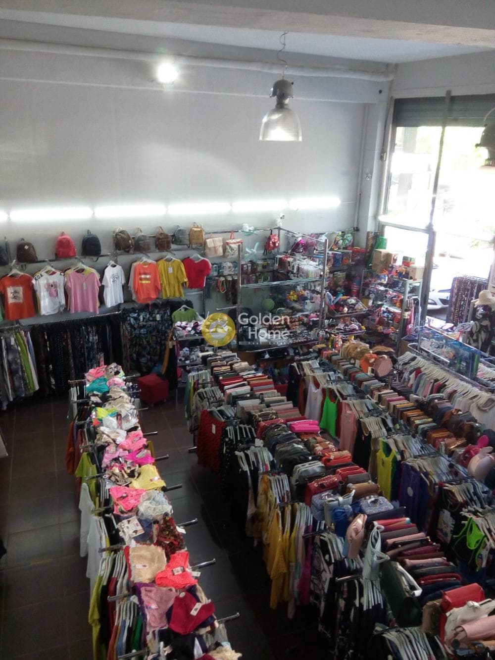 Retail Store in Politechnioupoli, Zografou — Photo 1 of 4