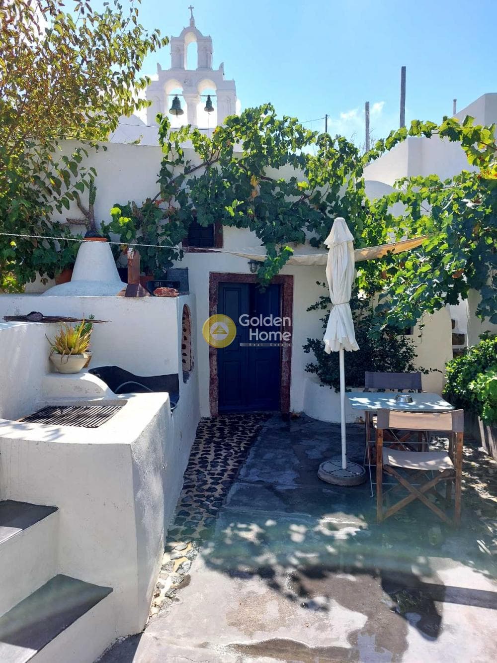 House in Oia, Santorini — Photo 20 of 20