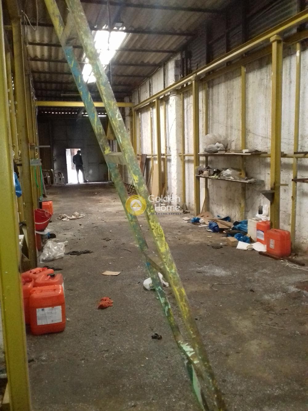 Warehouse in Agia Sofia, Piraeus — Photo 9 of 11
