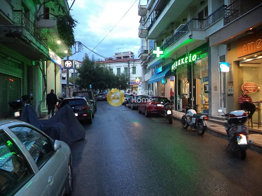 Κατάστημα στην Κέντρο, Αίγιο — Φωτογραφία 4 από 6
