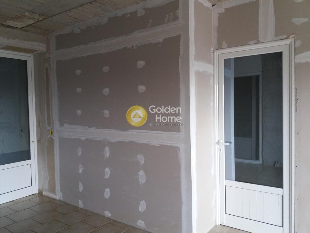 Apartment in Anavyssos Center, Anavissos — Photo 1 of 8