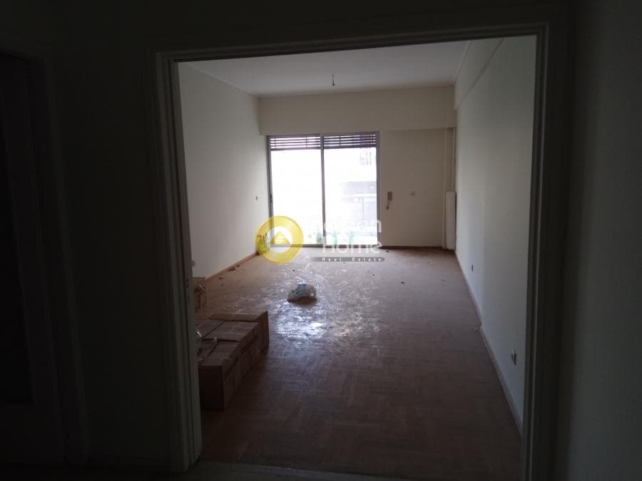 Office in Evelpidon, Poligono - Tourkovounia — Photo 1 of 5