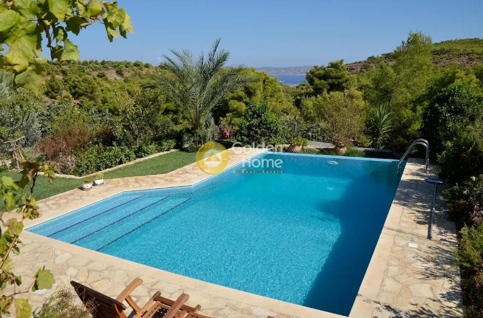 House in Kamariza, Lavrio — Photo 4 of 33