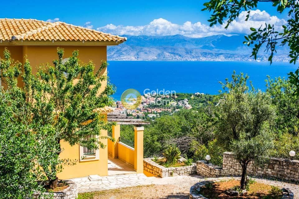 Building Plot in Kassiopi, Corfu — Photo 1 of 11