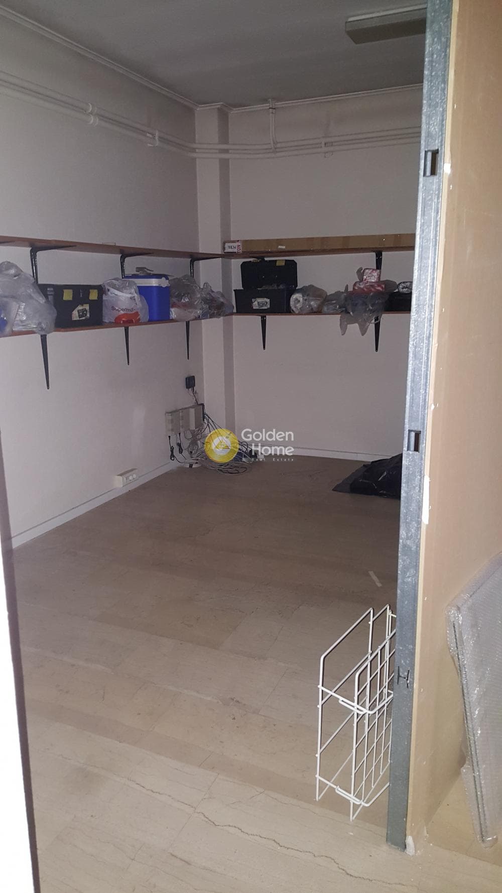 Retail Store in Ampelakia, Alimos — Photo 10 of 12