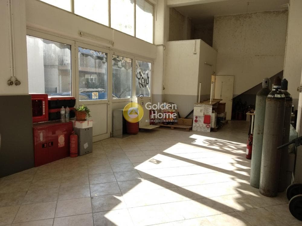 Κατάστημα στην Πλατεία Ελευθερίας, Κορυδαλλός — Φωτογραφία 1 από 15