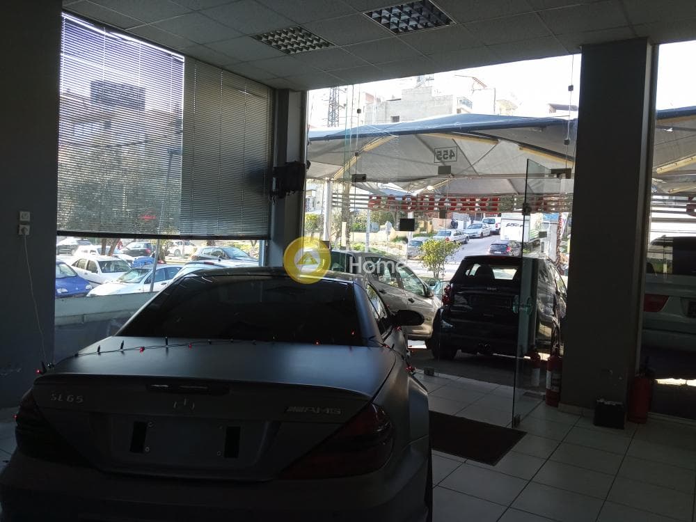 Retail Store in Kokkinovrachos, Keratsini — Photo 4 of 5