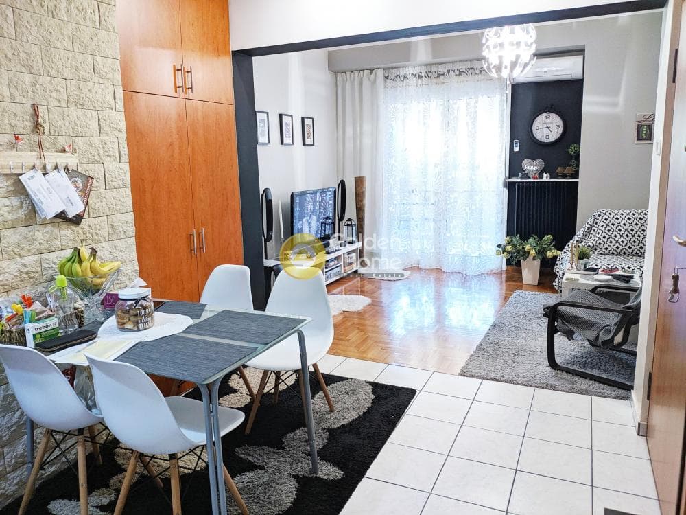 Apartment in Ag. Meletiou - Viktorias Sq. - Marni, Patision - Acharnon — Photo 1 of 8