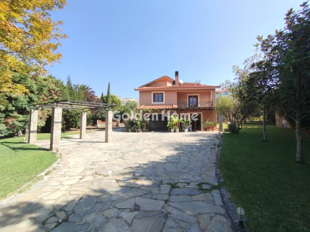 House in Center, Penteli — Photo 28 of 69
