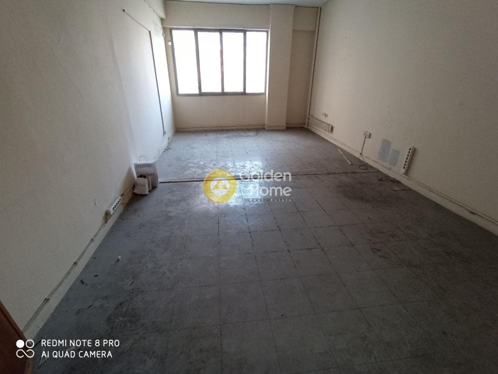 Office in Platia Koumoundourou, Kentro — Photo 1 of 3