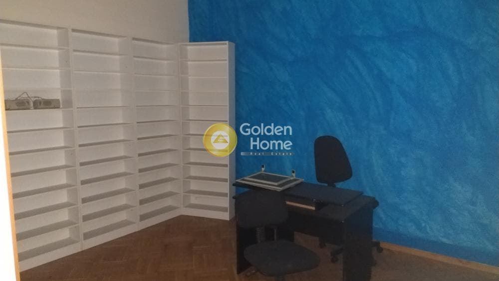 Office in Platia Kipselis, Kipseli — Photo 1 of 11
