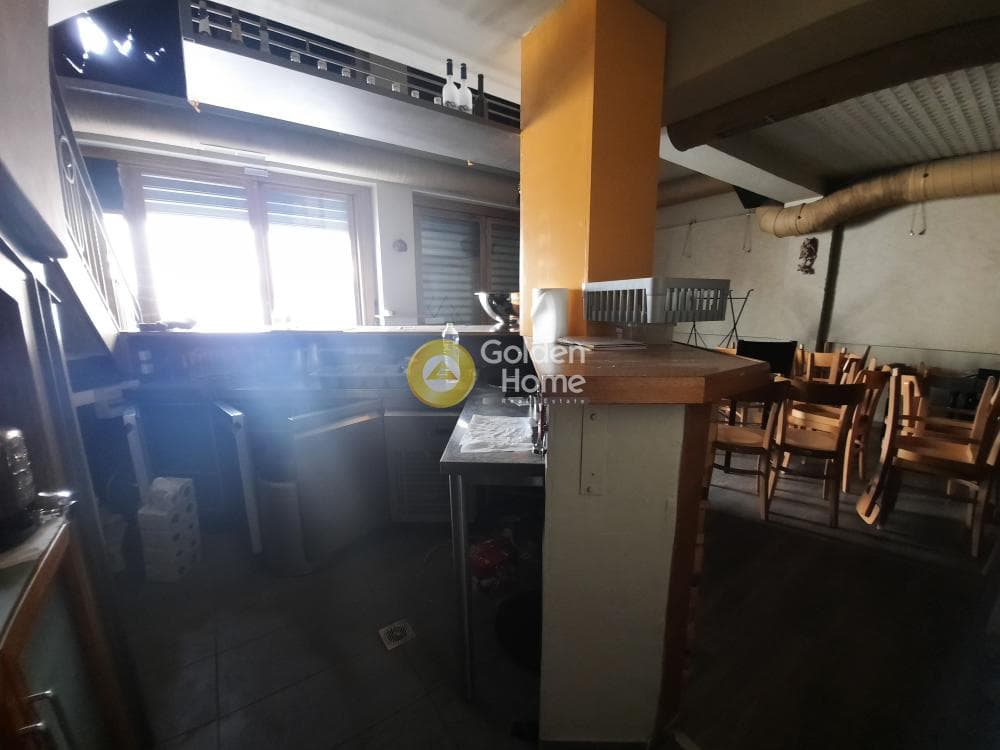 Retail Store in Evraiomnimata, Patra — Photo 9 of 13