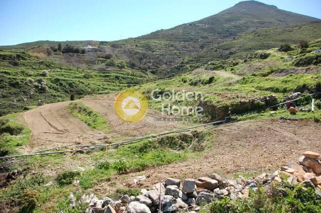 Building Plot in Vounia, Paros — Photo 2 of 6