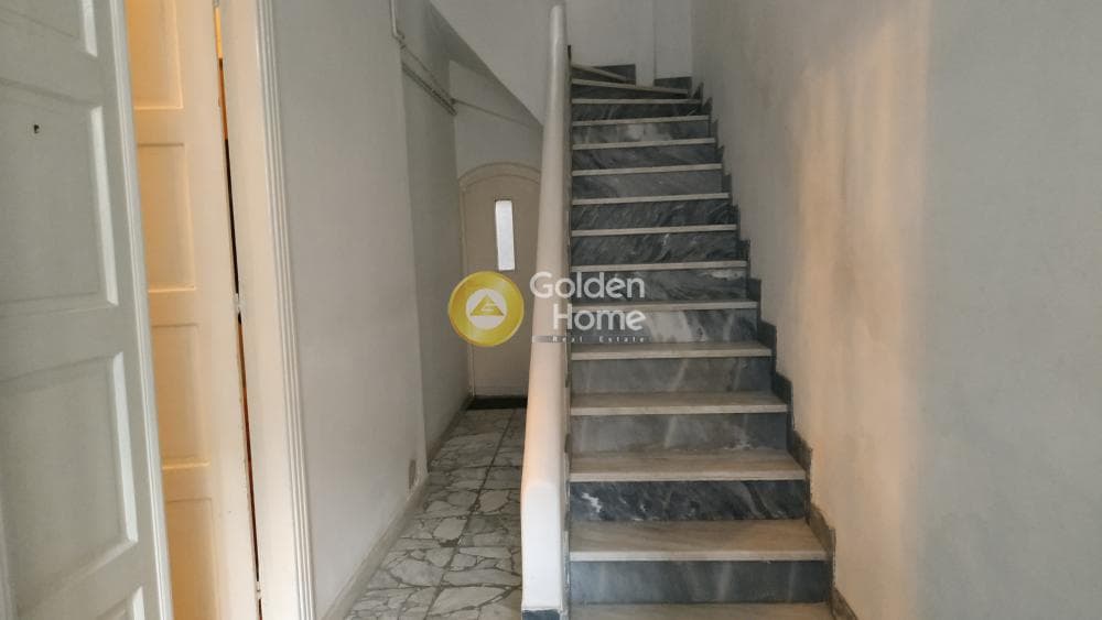 House in Evaggelistria, Piraeus — Photo 2 of 26