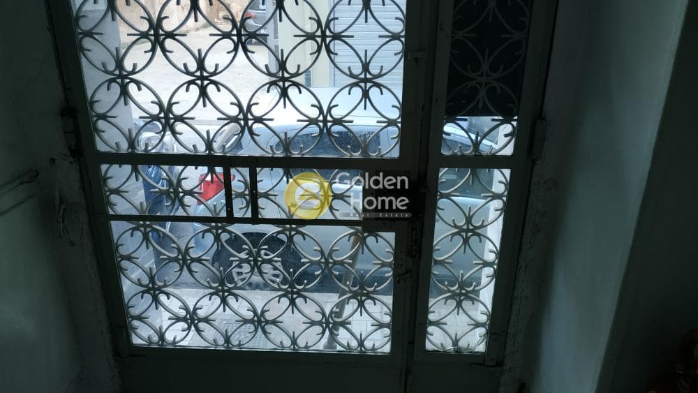House in Evaggelistria, Piraeus — Photo 1 of 26