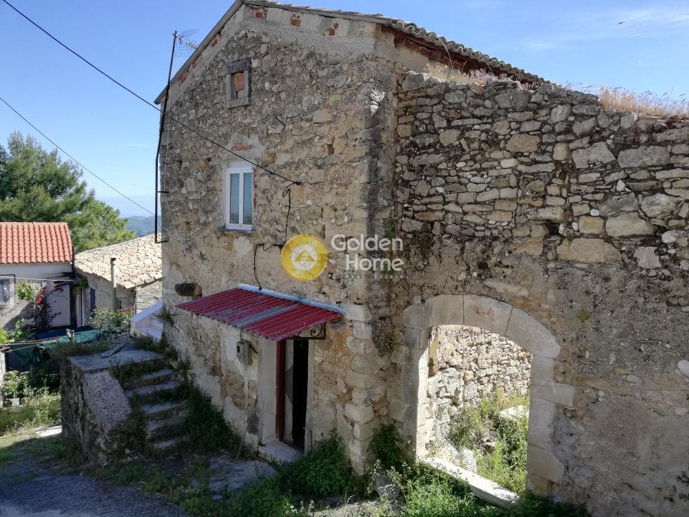 House in Αgios Georgios, Corfu — Photo 1 of 12