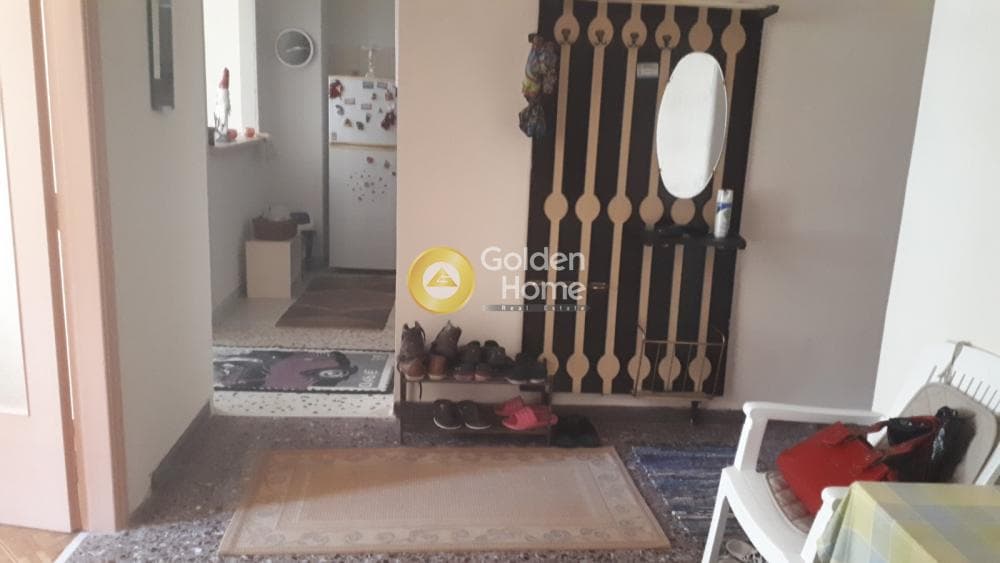 Apartment in Politechneio, Exarchia - Neapoli — Photo 2 of 15
