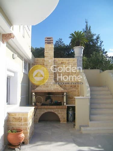 House in Thimari, Palaia Fokaia — Photo 11 of 14