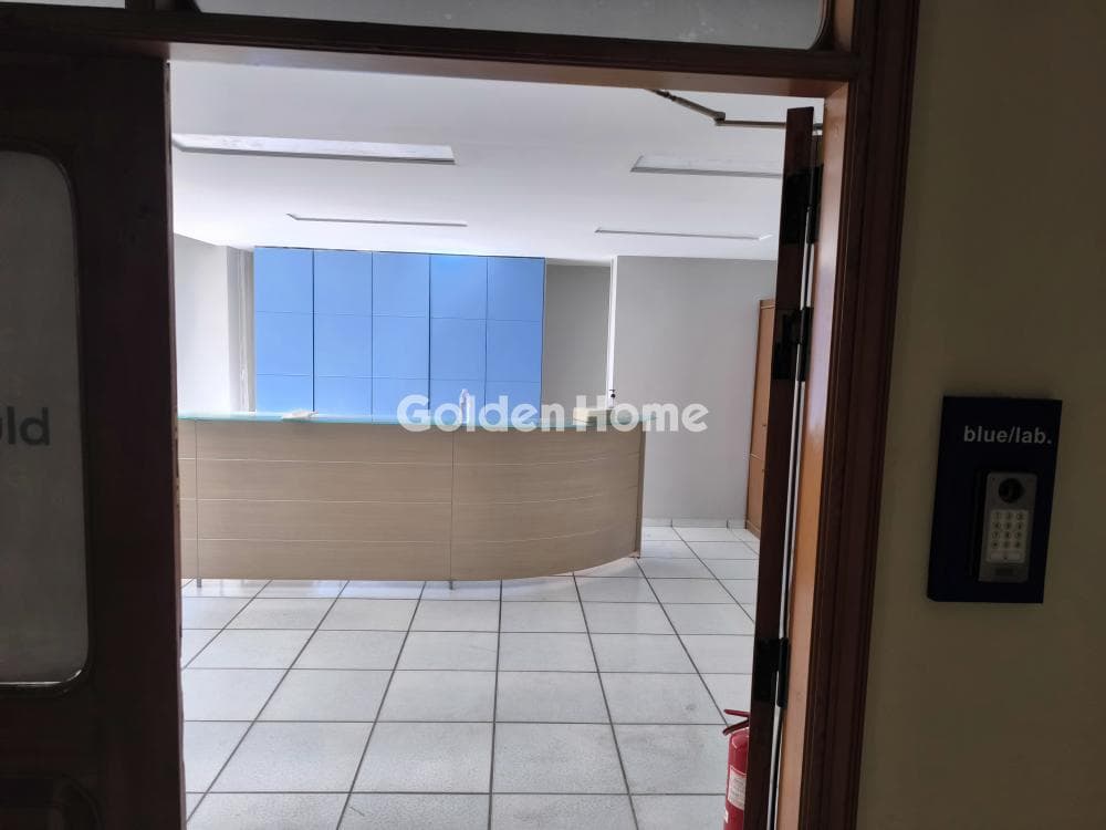 Office in Terpsithea, Piraeus — Photo 1 of 24