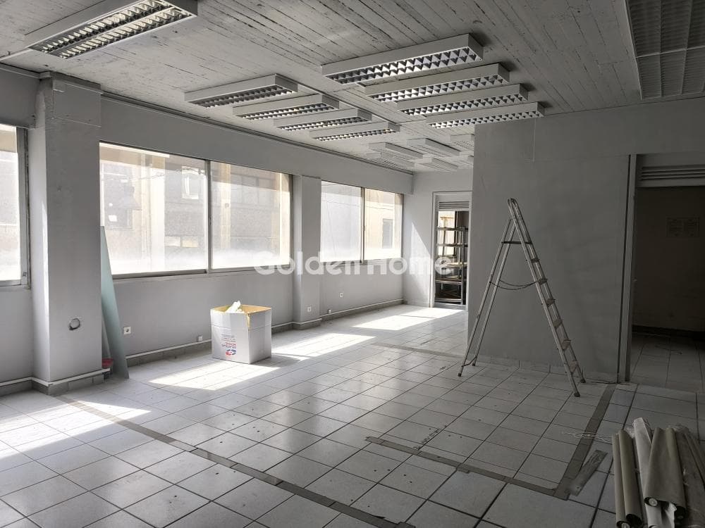 Office in Terpsithea, Piraeus — Photo 16 of 24