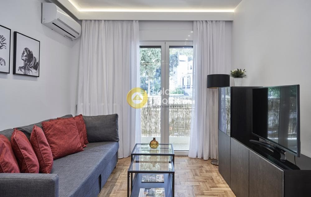 Apartment in Hilton, Ilisia — Photo 10 of 25