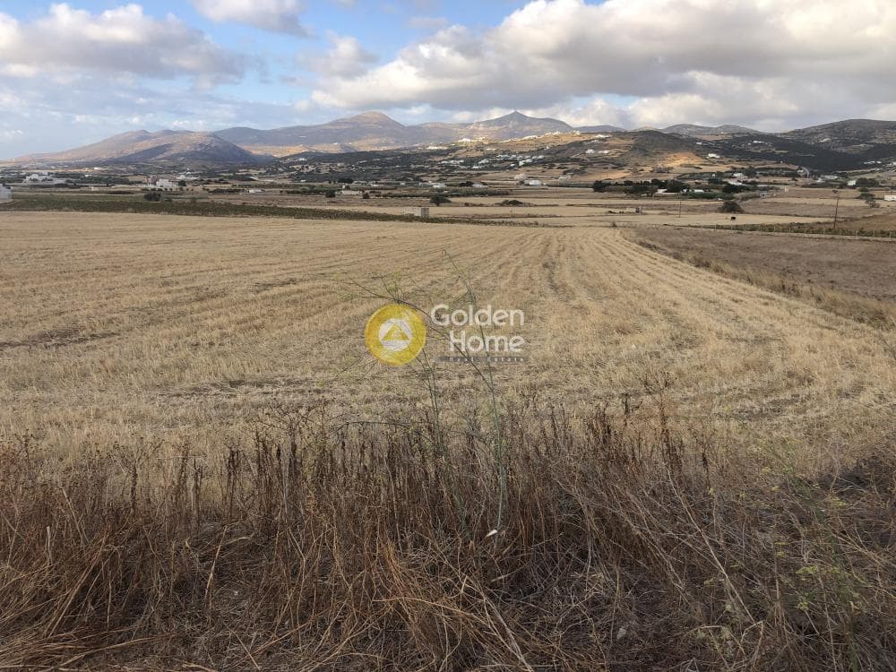 Building Plot in Isterni, Paros