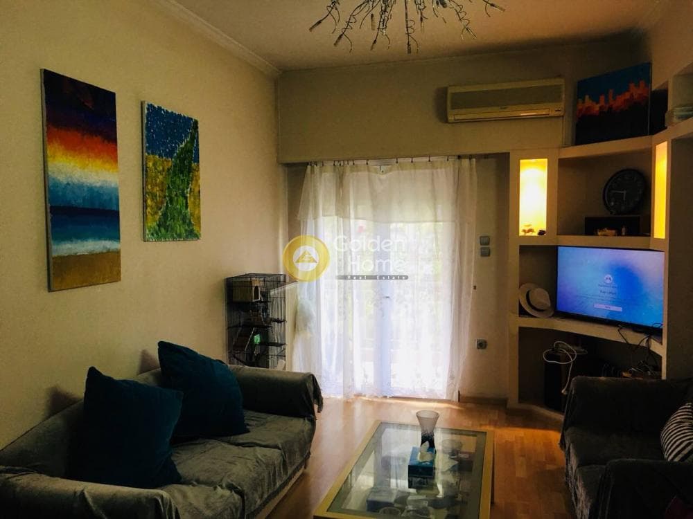 Apartment in Plateia Vathis, Kentro — Photo 2 of 8